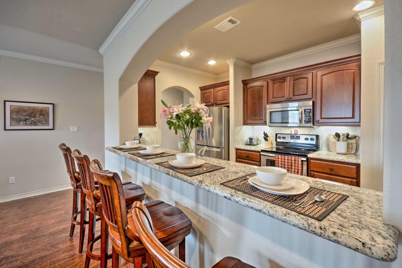 College Station Townhouse With Private Patio Villa Eksteriør billede
